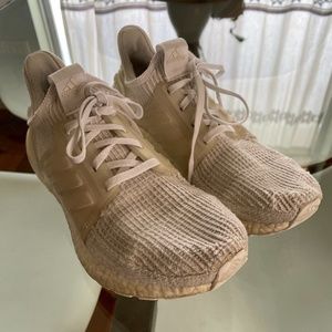 Adidas Ultra Boost Runners